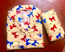 Load image into Gallery viewer, R &amp; B Bow Knot (updated on daraz)
